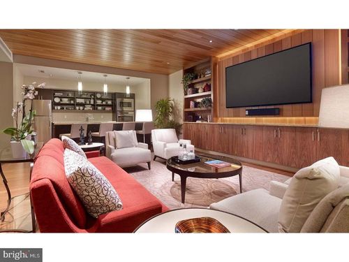 1b-318-521 S Broad Street, PHILADELPHIA, PA, 19147 | Card Image