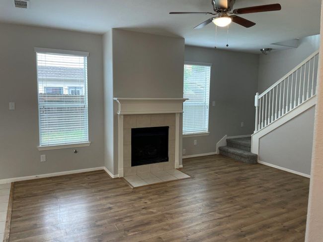 827 Chase View Dr, House other with 4 bedrooms, 3 bathrooms and 2 parking in Bacliff TX | Image 6