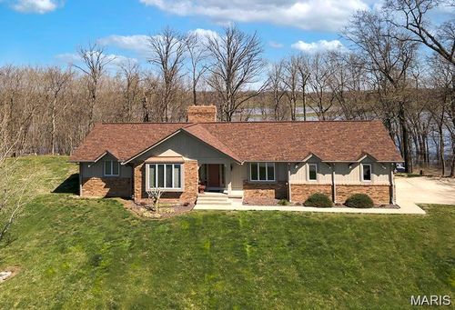 10675 Buckingham Ct, Breese, IL, 62230-3658 | Card Image