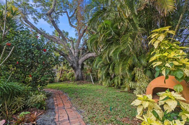 20 Banyan Rd, House other with 4 bedrooms, 3 bathrooms and null parking in Sewalls Point FL | Image 51