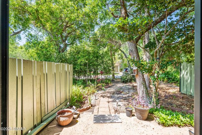 149 Pine Cone Trl, Townhouse with 2 bedrooms, 3 bathrooms and null parking in Ormond Beach FL | Image 45