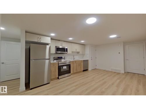 1037 Aster Way Nw, Edmonton, AB, T6T | Card Image