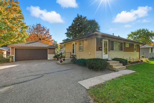 5924 Regent Ave N, Crystal, MN, 55429-2320 | Card Image