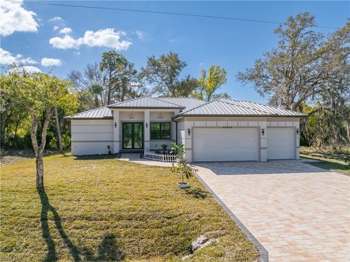 26049 Cuneo Rd, PUNTA GORDA, FL, 33955-1428 | Card Image