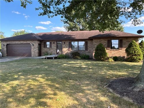 12239 Sherman Church Rd Ne, Bolivar, OH, 44612-8518 | Card Image