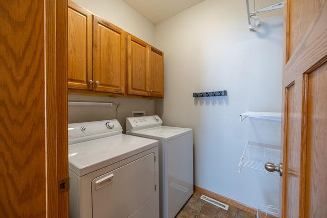 668 Shardlow Pl Ne, Townhouse with 3 bedrooms, 3 bathrooms and null parking in Byron MN | Image 21