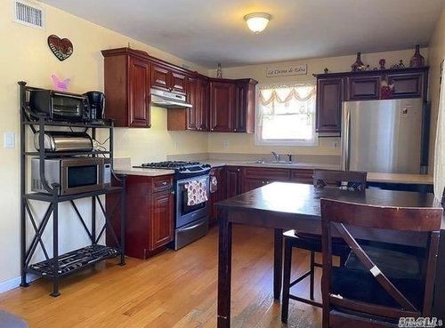 16220 104th St, Howard Beach, NY, 11414-3910 | Card Image
