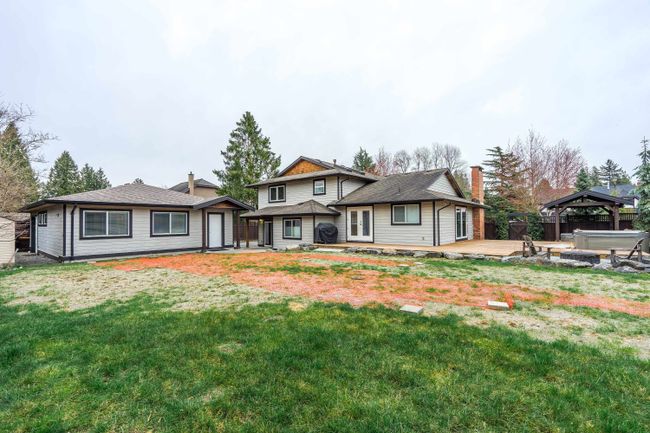 5861 Kilkee Drive, House other with 3 bedrooms, 3 bathrooms and 14 parking in Surrey BC | Image 37