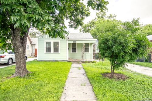1723 W Kings Hwy, San Antonio, TX, 78201-5008 | Card Image