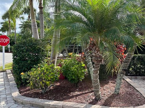461 Nw Sandtrap Ln, Port Saint Lucie, FL, 34986-2247 | Card Image