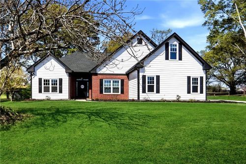 370 Olde Wick Trl, Hoschton, GA, 30548-5500 | Card Image