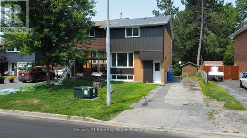28 Lovell Avenue, North Bay (Ferris), ON, P1A3R8 | Card Image