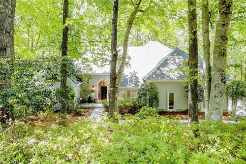5660 Errol Pl, Atlanta, GA, 30327-4862 | Card Image