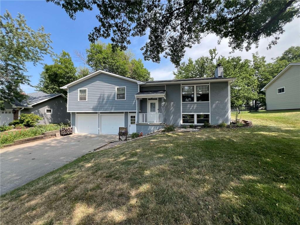Lincoln St, Maryville, MO 64468