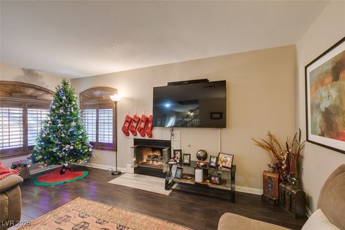 5041 Sublight Ave, Las Vegas, NV, 89108-4060 | Card Image