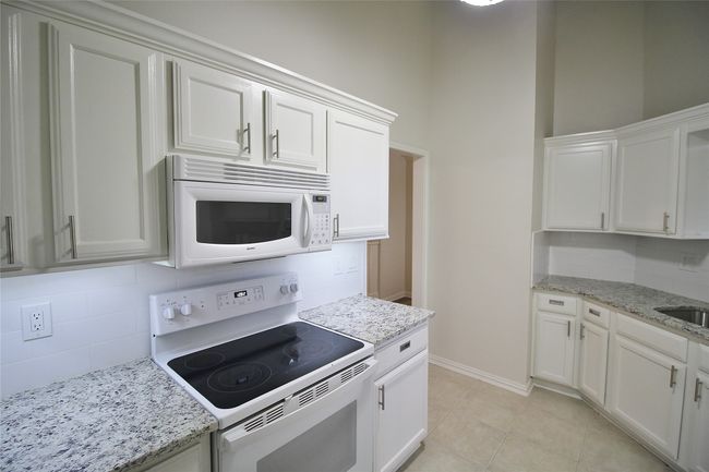 605 Mcmackin St, House other with 3 bedrooms, 2 bathrooms and null parking in Cedar Hill TX | Image 7