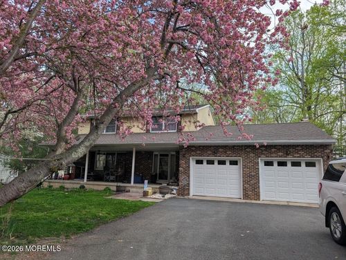 11 Bright Rd, NEW EGYPT, NJ, 08533-1203 | Card Image