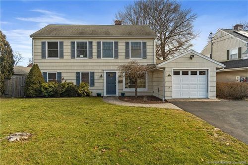 29 Saddle Rd, Norwalk, CT, 06851-3207 | Card Image