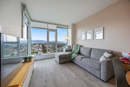 2106-7303 Noble Lane, Burnaby, BC, V3N0H2 | Card Image