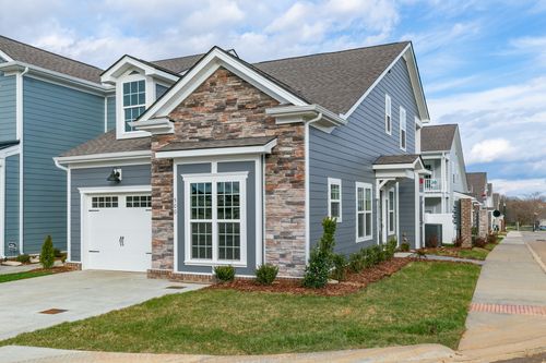 500 Acton Dr, Spring Hill, TN, 37174-3277 | Card Image