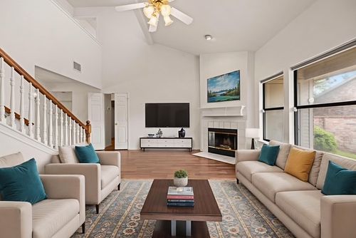 1120 Forest Creek St, Benbrook, TX, 76126-2754 | Card Image