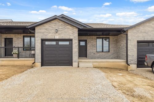 7-165 Egan Avenue, St Marys, ON, N4X0C9 | Card Image