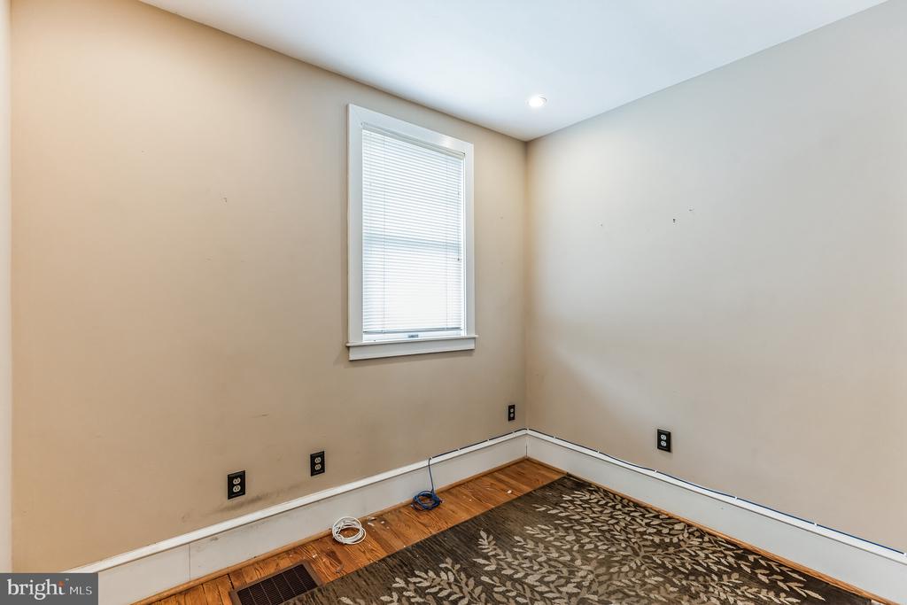 Commercial Lease in HADDON TOWNSHIP 2