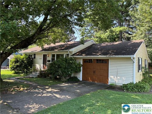 2309 Fleur Ln, BETHLEHEM, PA, 18018-1116 | Card Image