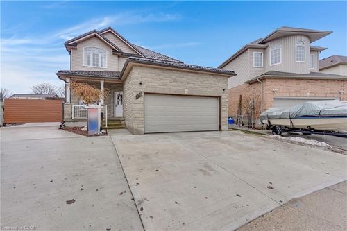 116 Lena Cres, Cambridge, ON, N1R8P5 | Card Image