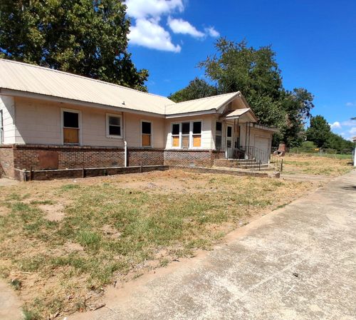 1103 Se 3rd St, Antlers, OK, 74523-4241 | Card Image