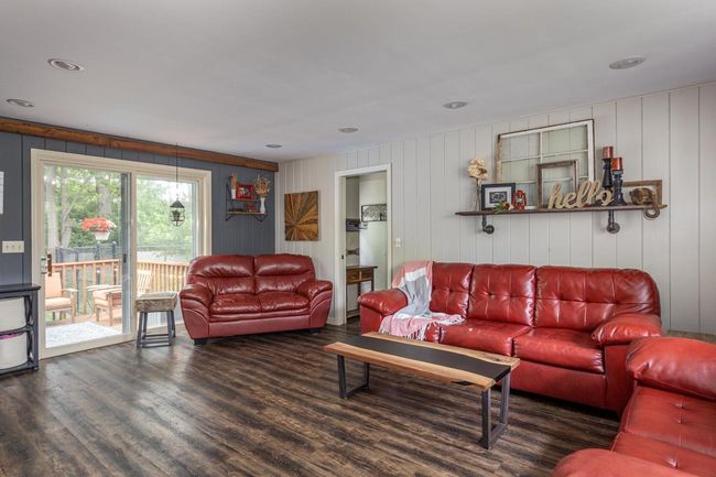 11 Meadowbrook Court, House other with 5 bedrooms, 5 bathrooms and null parking in GRAND CHUTE WI | Image 20