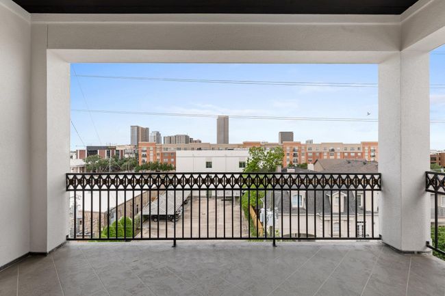 The expansive rooftop terrace is ready for entertaining with water/gas hookups and prewiring for TV and sound. | Image 36