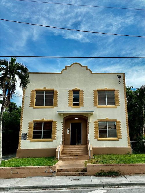 5-1620 Nw 3rd St, Miami, FL, 33125-4690 | Card Image