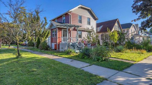 143 E Cotton Street, Fond Du Lac, WI, 54935 | Card Image