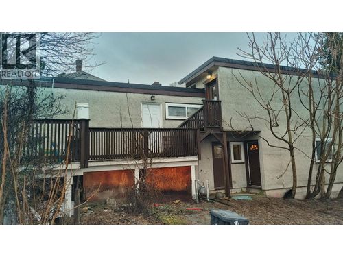 1216 Fourth Ave, New Westminster, BC, V3M1T9 | Card Image