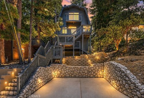 27067 Overlook Ln, Lake Arrowhead, CA, 92352 | Card Image