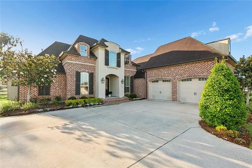 221 Beaupre Dr, Luling, LA, 70070-3101 | Card Image