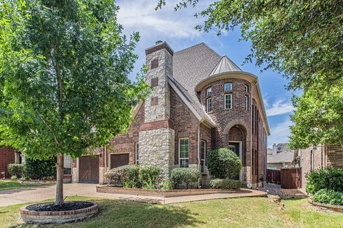216 Florence Dr, Lewisville, TX, 75056-5879 | Card Image