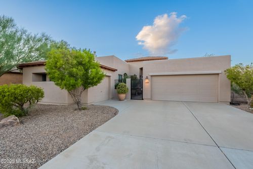 8075 N Painted Feather Dr, Tucson, AZ, 85743-7415 | Card Image