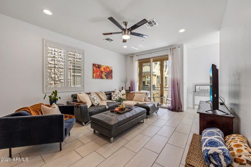 1743 E Bridgeport Pkwy, Gilbert, AZ, 85295-6020 | Card Image