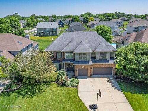537 N Sycamore Ln, North Aurora, IL, 60542-1298 | Card Image