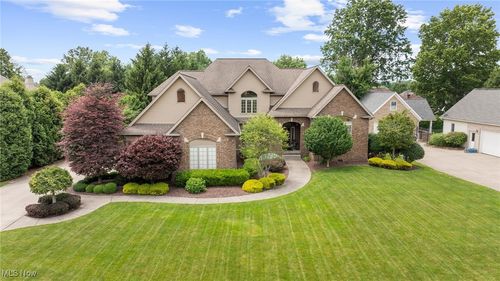 3764 Hunters Hl, Poland, OH, 44514-5309 | Card Image