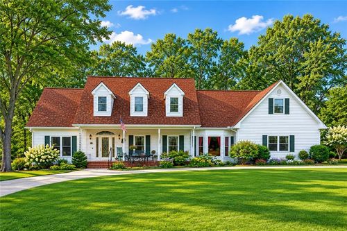 124 Golden Autumn Dr, Dahlonega, GA, 30533-3928 | Card Image