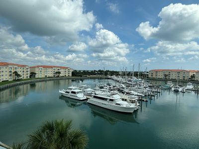 PH-4 - 14 Harbour Isle Drive W, Condo with 2 bedrooms, 2 bathrooms and null parking in Fort Pierce FL | Image 1