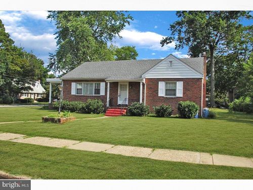6566 Githens Ave, PENNSAUKEN, NJ, 08109-2417 | Card Image