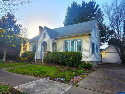 1875 High St Se, Salem, OR, 97302-5241 | Card Image