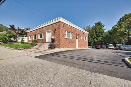 4-121 Pulaski Rd, Kings Park, NY, 11754-2539 | Card Image