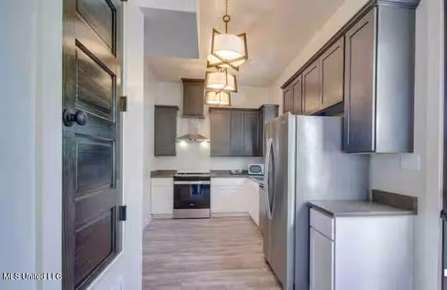 Kitchen 2 | Image 5