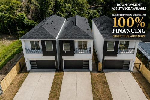 1911 Dewalt St, Houston, TX, 77088-4717 | Card Image
