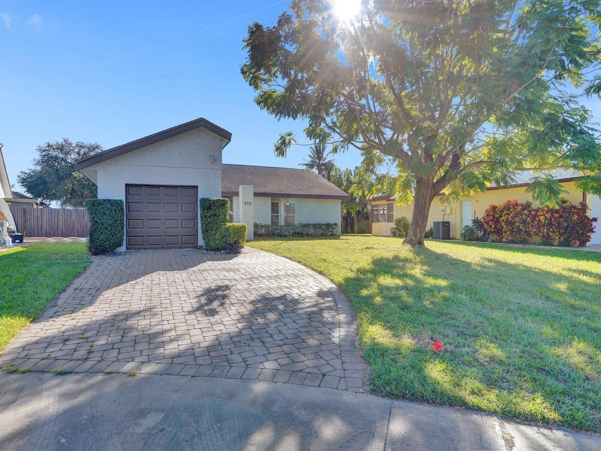2nd Ct, Dania, FL 33004